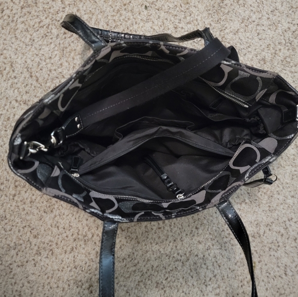 COACH Black Silver Signature Stripe Optic Multi-Function Bag - Picture 4 of 4